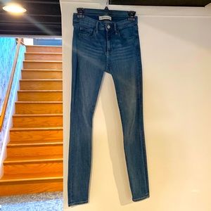 GAP true skinny jeans